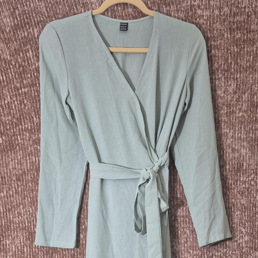 SHEIN Women's Sage Green Jumpsuit